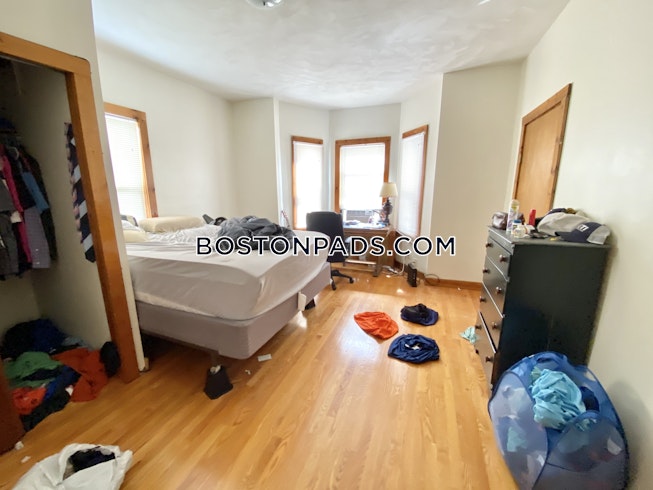 Boston - $2,750+ /mo