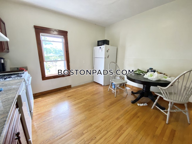 Boston - $2,750+ /mo