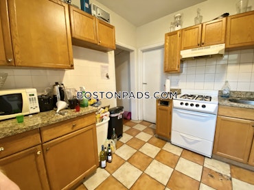 Boston - 4 Beds, 1 Baths