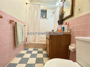 Boston - 2 Beds, 1 Baths