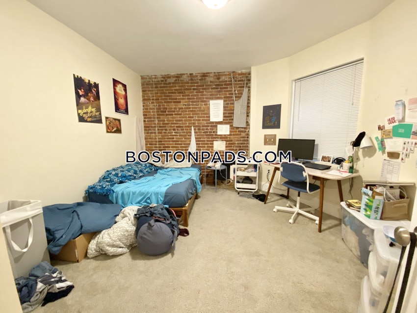 BOSTON - NORTHEASTERN/SYMPHONY - 5 Beds, 3.5 Baths - Image 8