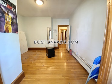 Boston - 3 Beds, 1.5 Baths