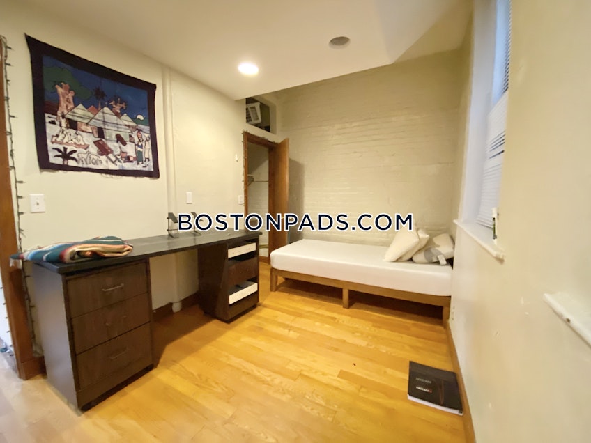Boston - $3,500+ /month