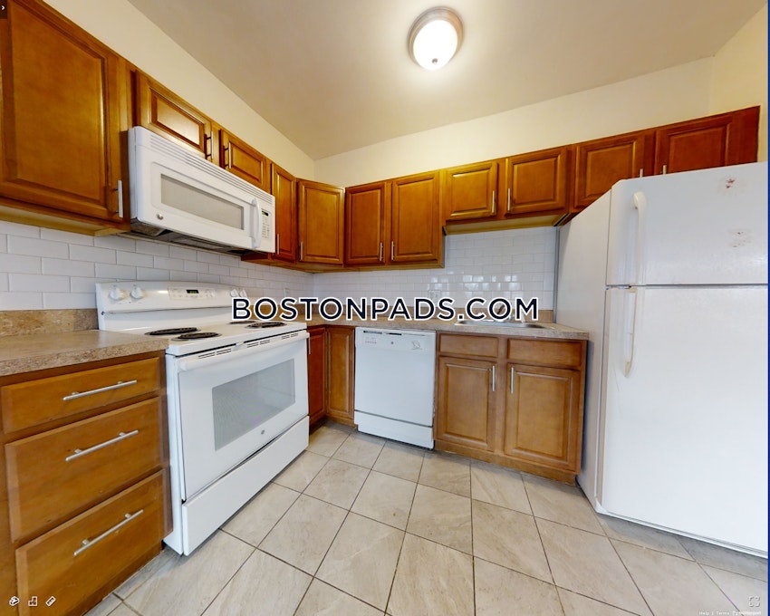 BOSTON - ALLSTON - 3 Beds, 1.5 Baths - Image 15