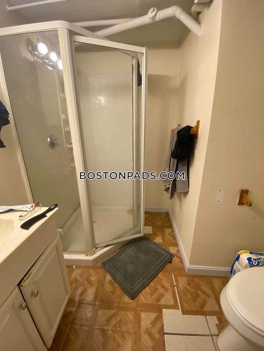 BOSTON - ALLSTON - 4 Beds, 2.5 Baths - Image 46