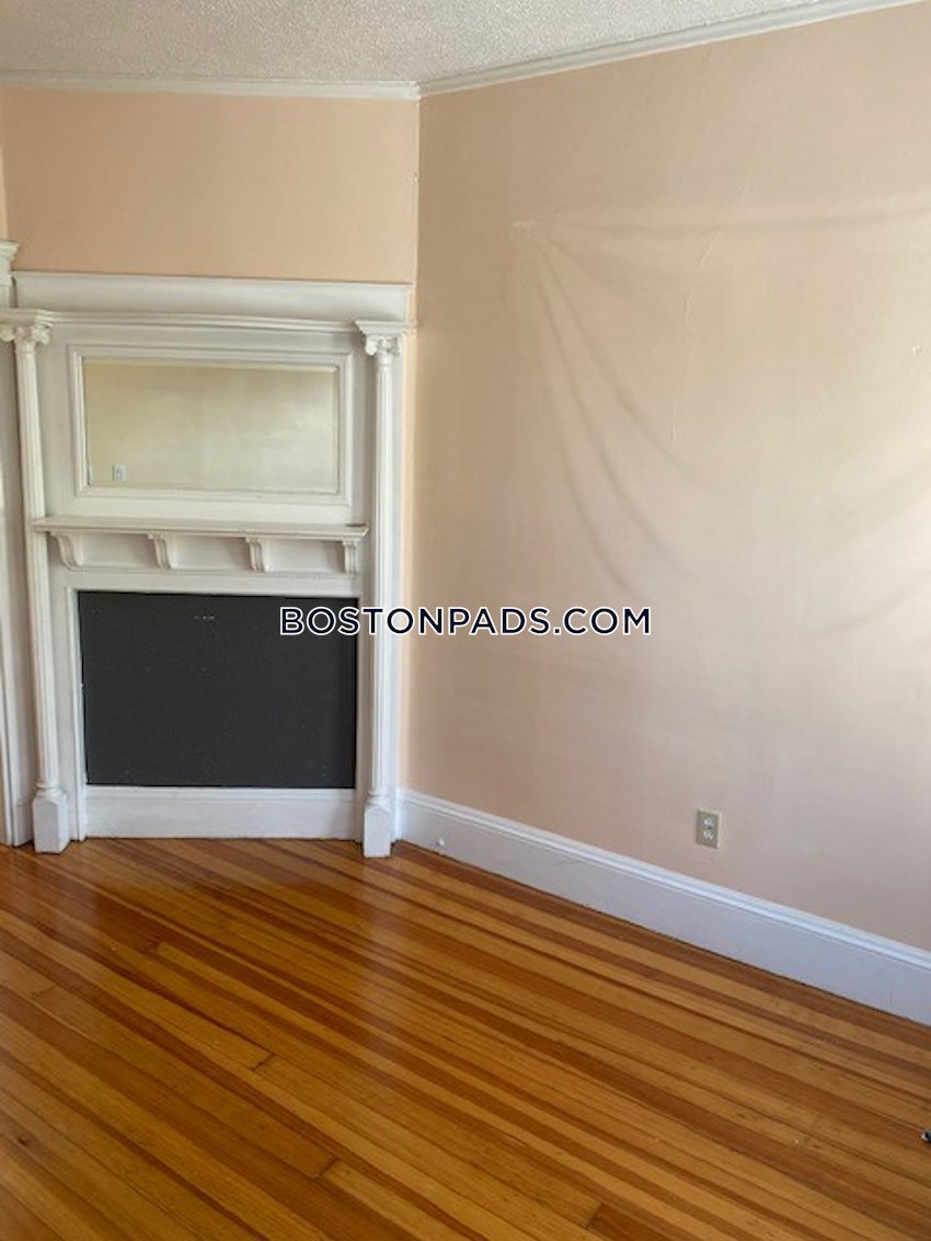 BOSTON - DORCHESTER - SAVIN HILL - 3 Beds, 1 Bath - Image 10