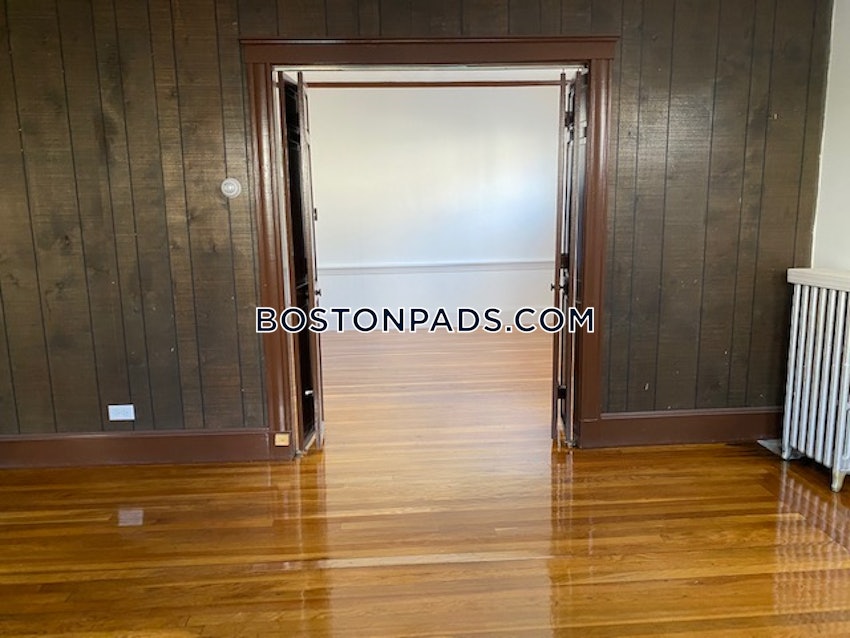 BOSTON - ROSLINDALE - 2 Beds, 1 Bath - Image 4