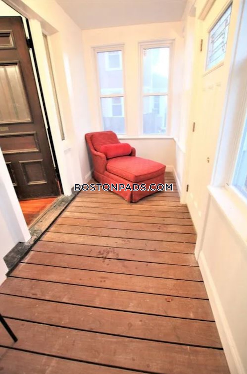 BOSTON - ALLSTON - 8 Beds, 5 Baths - Image 12