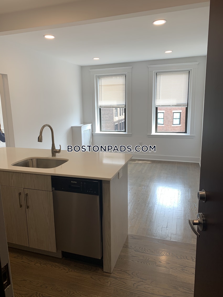 BOSTON - FENWAY/KENMORE - 2 Beds, 1 Bath - Image 1