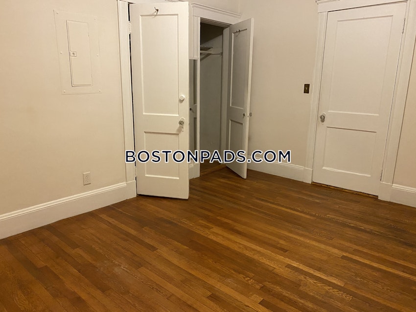 BOSTON - JAMAICA PLAIN - JAMAICA POND/PONDSIDE - 1 Bed, 1 Bath - Image 12