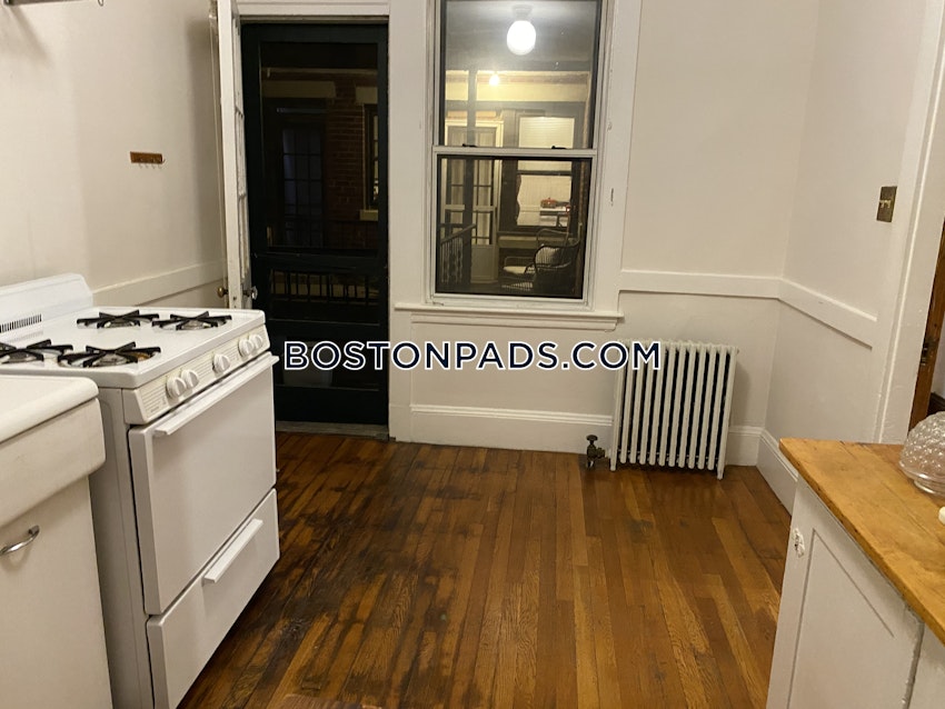 BOSTON - JAMAICA PLAIN - JAMAICA POND/PONDSIDE - 1 Bed, 1 Bath - Image 4