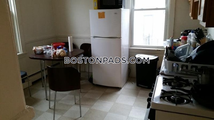 Tremont St., Roxbury Crossing