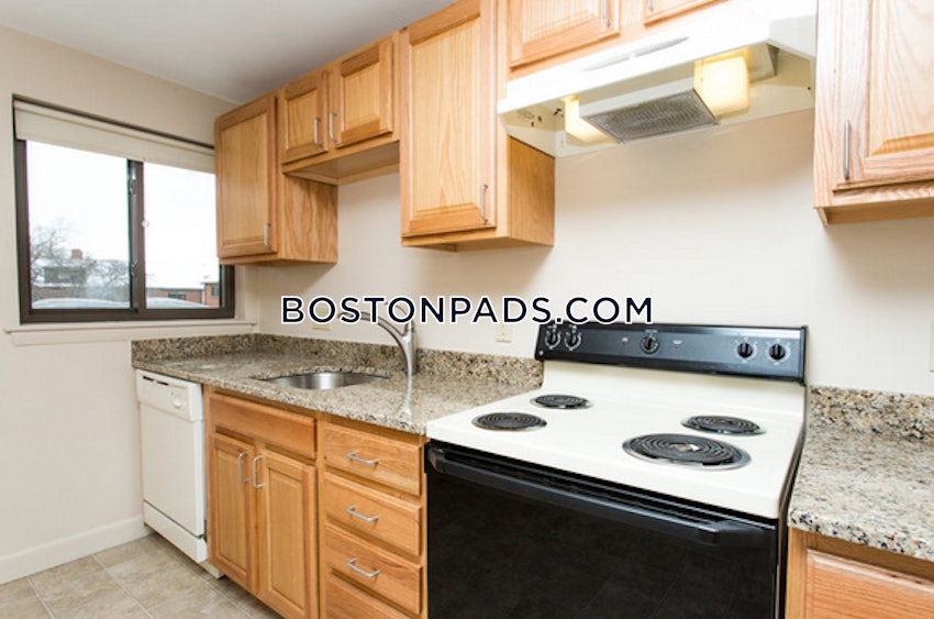 WALTHAM - 1 Bed, 1 Bath - Image 1