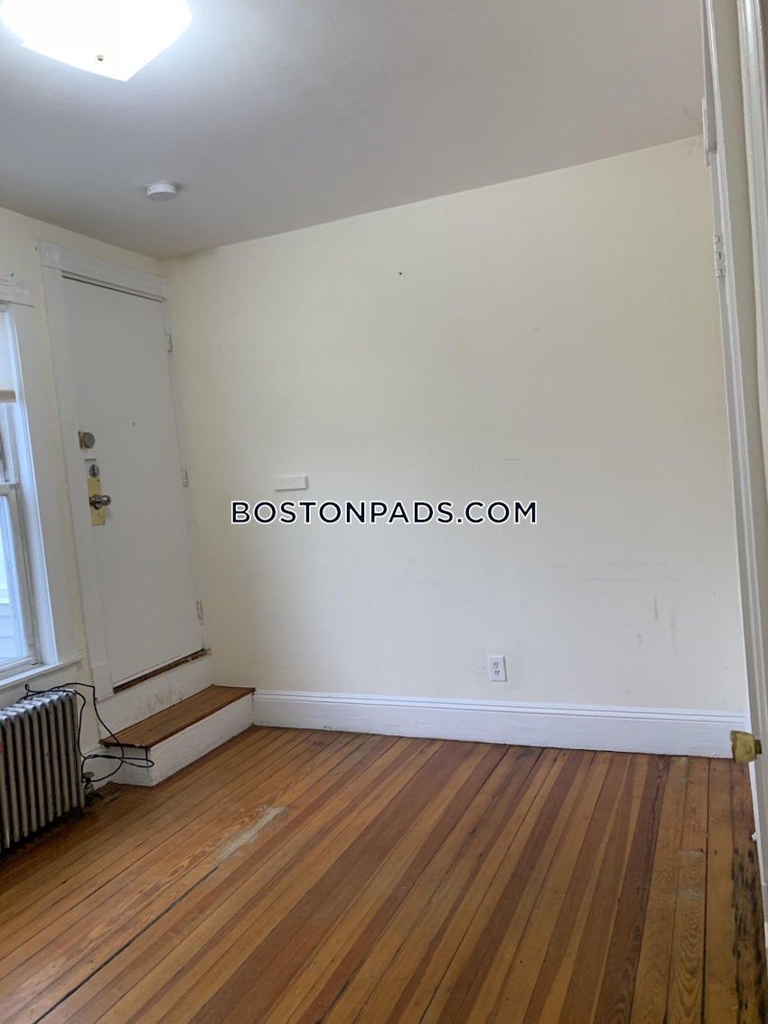 BOSTON - DORCHESTER/SOUTH BOSTON BORDER - 2 Beds, 1.5 Baths - Image 15