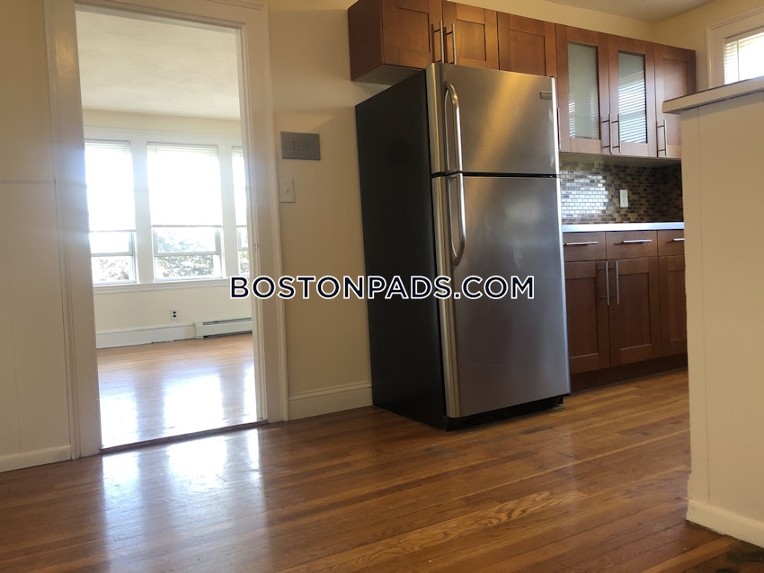 SOMERVILLE - DAVIS SQUARE - 1 Bed, 1 Bath - Image 6