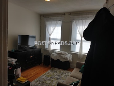 Boston - 1 Beds, 1 Baths