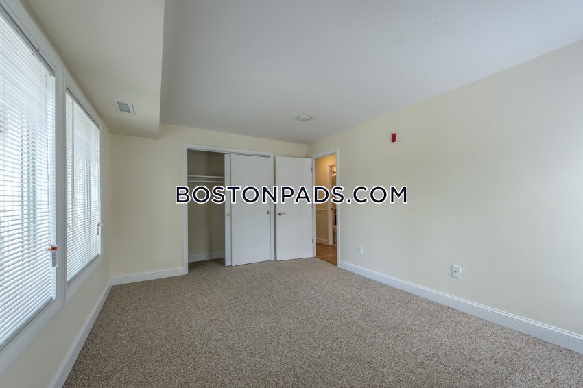 WOBURN - 1 Bed, 1 Bath - Image 8