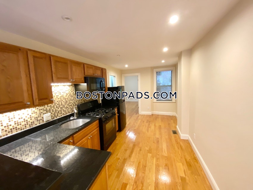 BOSTON - BEACON HILL - 1 Bed, 1 Bath - Image 10