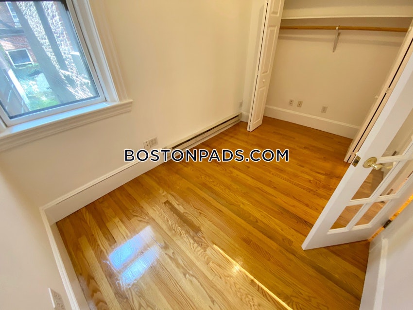 BOSTON - BEACON HILL - 1 Bed, 1 Bath - Image 8