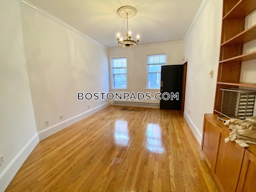 Boston - 1 Beds, 1 Baths