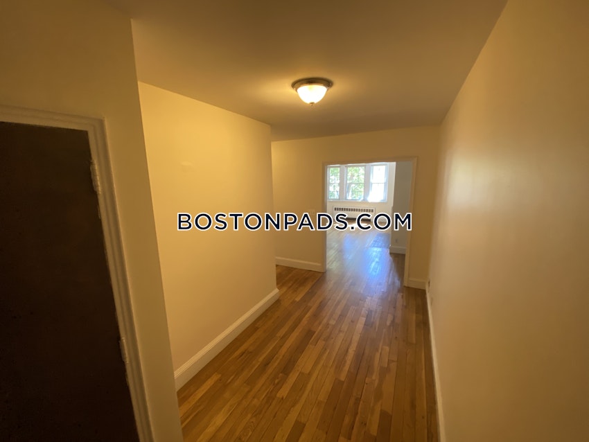 WATERTOWN - 1 Bed, 1 Bath - Image 7