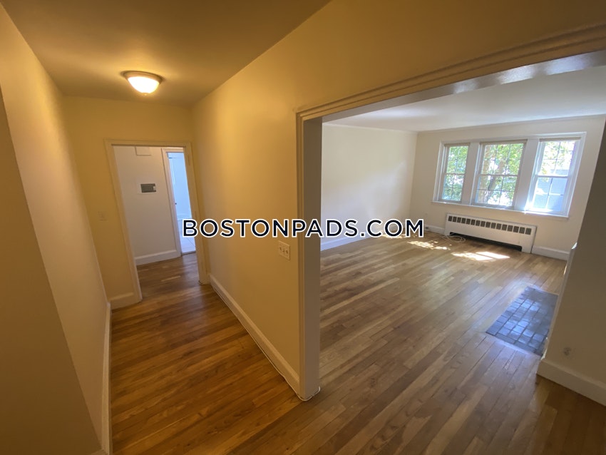 WATERTOWN - 1 Bed, 1 Bath - Image 4