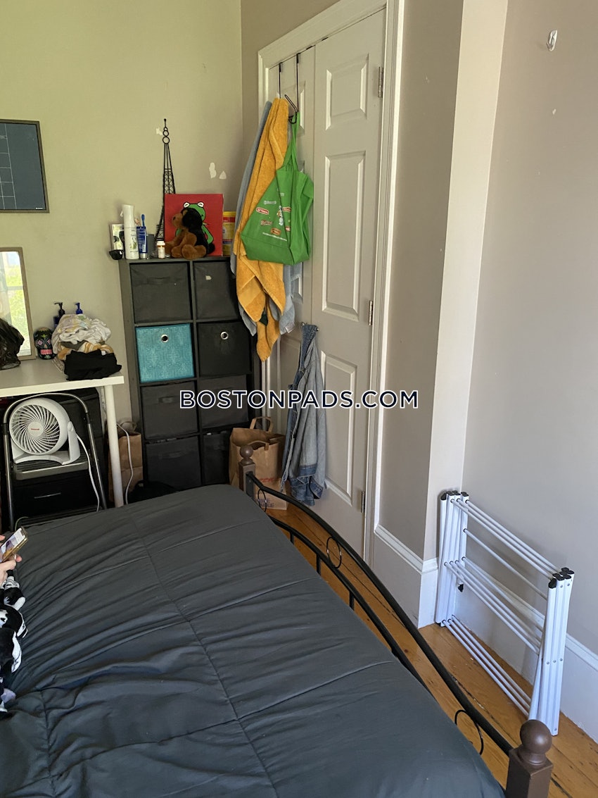 BOSTON - EAST BOSTON - CONSTITUTION BEACH - 2 Beds, 1 Bath - Image 7