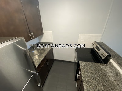 Watertown Amazing studio 1 bath in Watertown Located on Whites Ave - $2,200 No Fee