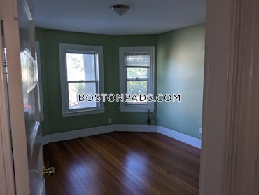 Boston - 4 Beds, 1 Baths