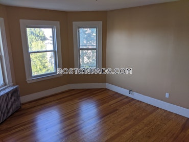 Boston - 4 Beds, 1 Baths