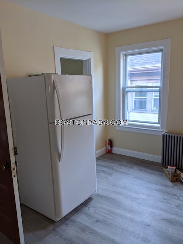 Boston - 4 Beds, 1 Baths