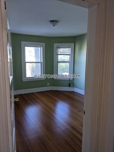 Boston - 4 Beds, 1 Baths