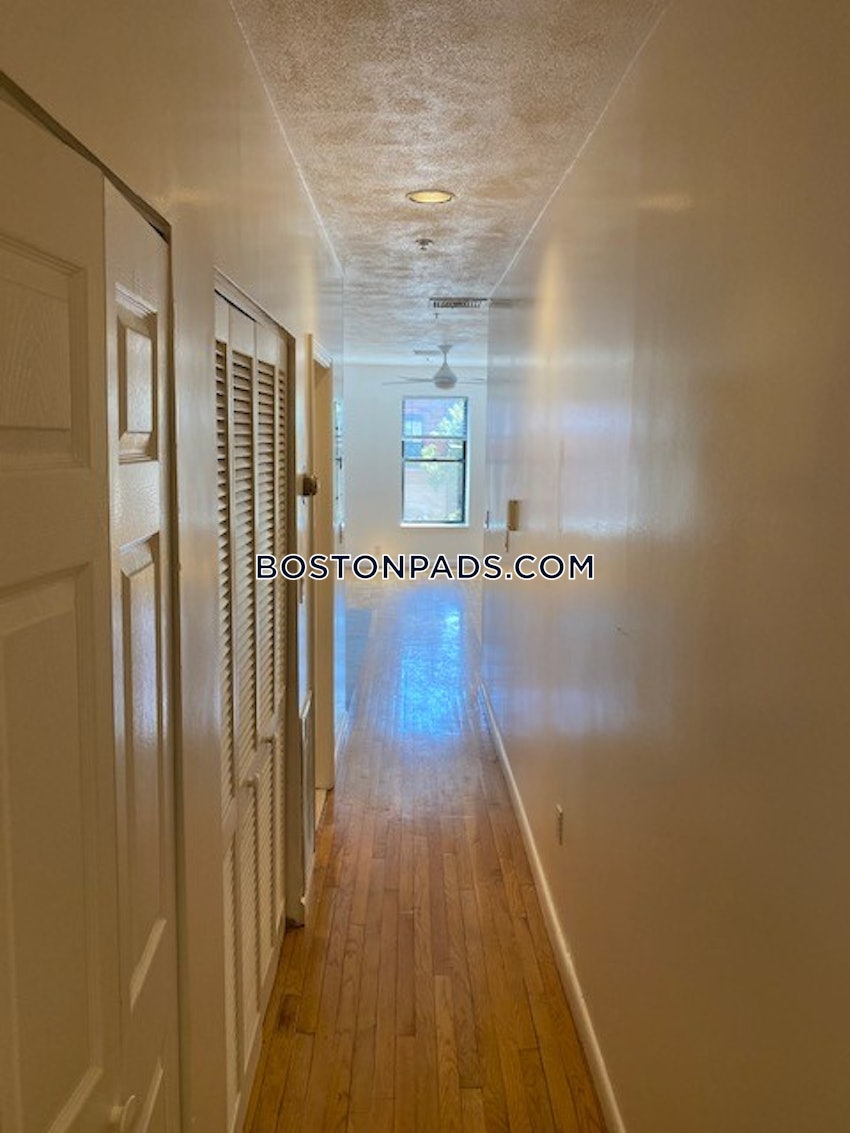 BOSTON - NORTH END - 2 Beds, 2 Baths - Image 10
