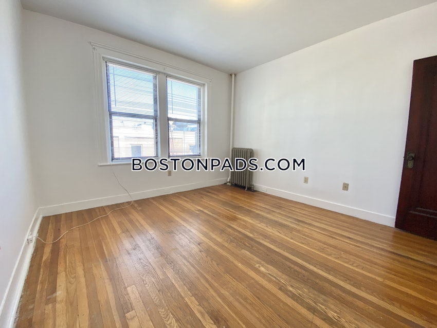 BOSTON - FENWAY/KENMORE - 2 Beds, 1 Bath - Image 9