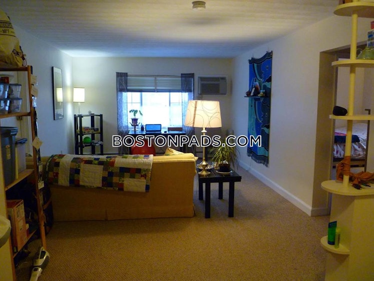 Allen St., Arlington