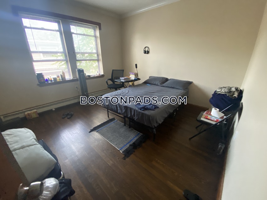 BOSTON - ROXBURY - 4 Beds, 1 Bath - Image 38