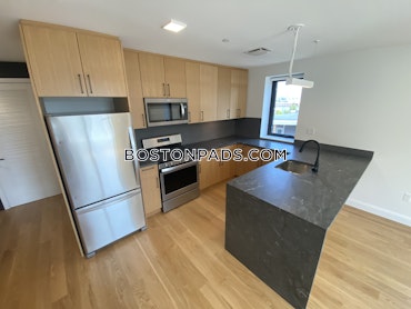 Boston - 2 Beds, 2 Baths