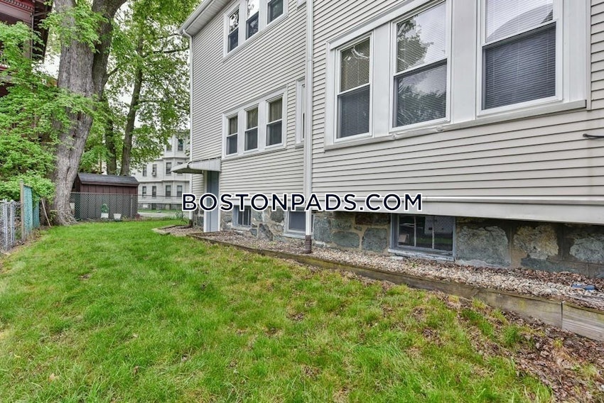 BOSTON - BRIGHTON - OAK SQUARE - 3 Beds, 1 Bath - Image 26