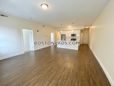 Boston - 3 Beds, 1.5 Baths