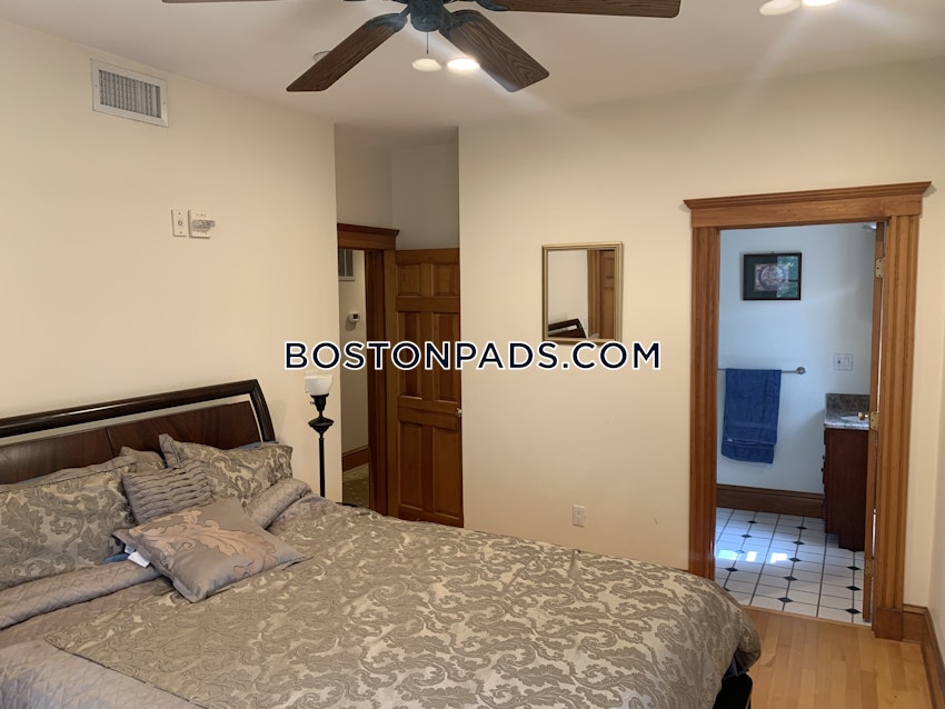 BROOKLINE- COOLIDGE CORNER - 3 Beds, 2 Baths - Image 7