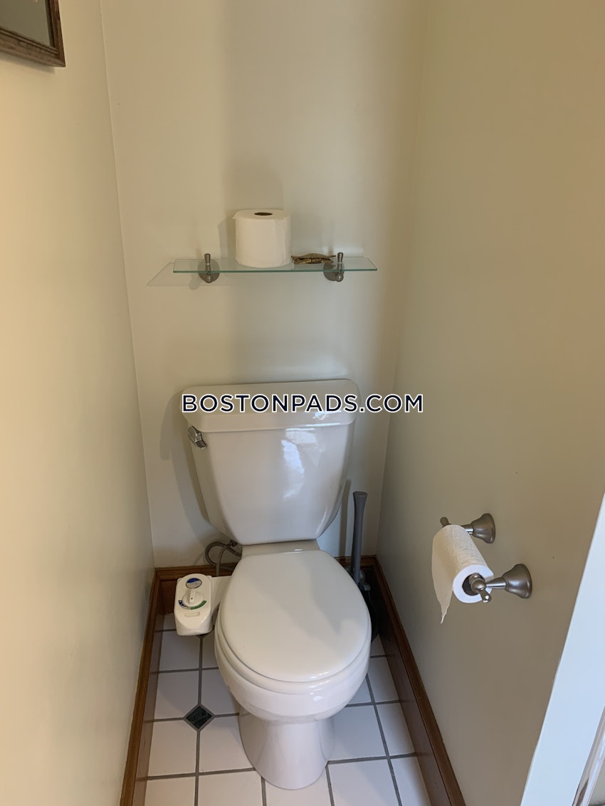 BROOKLINE- COOLIDGE CORNER - 3 Beds, 2 Baths - Image 6