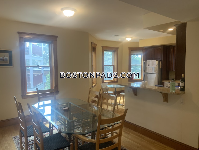 BROOKLINE- COOLIDGE CORNER - 3 Beds, 2 Baths - Image 2