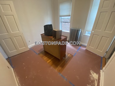 Boston - 2 Beds, 1.5 Baths