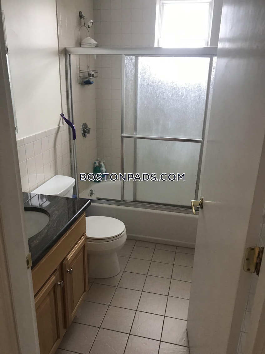 Boston - $4,950+ /month