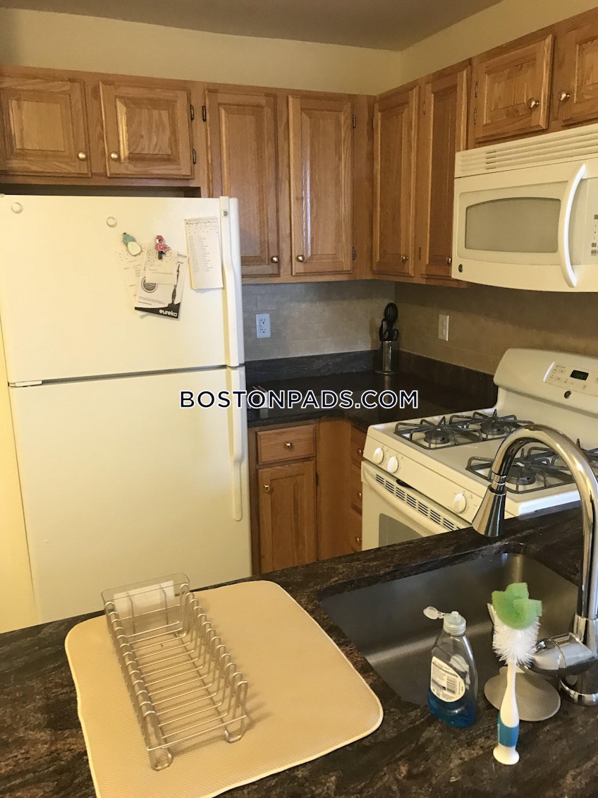 Boston - $4,950+ /month