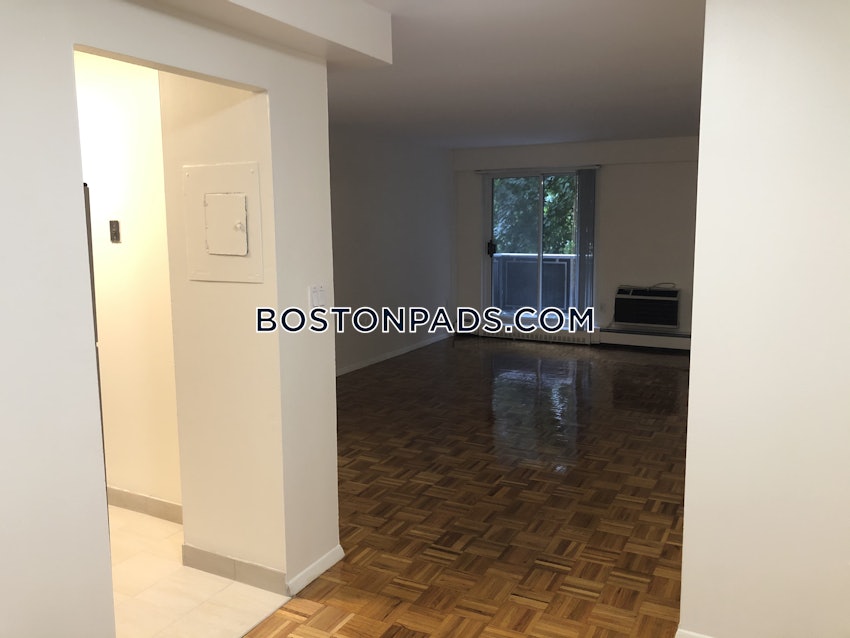 BROOKLINE- BOSTON UNIVERSITY - 2 Beds, 1.5 Baths - Image 32