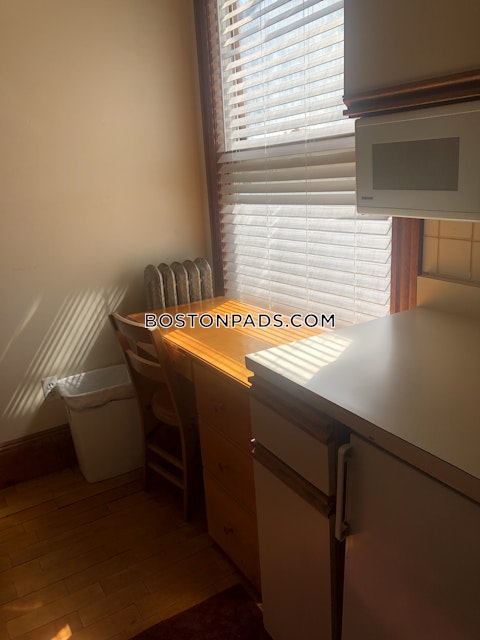 Linden St. Boston photo 9