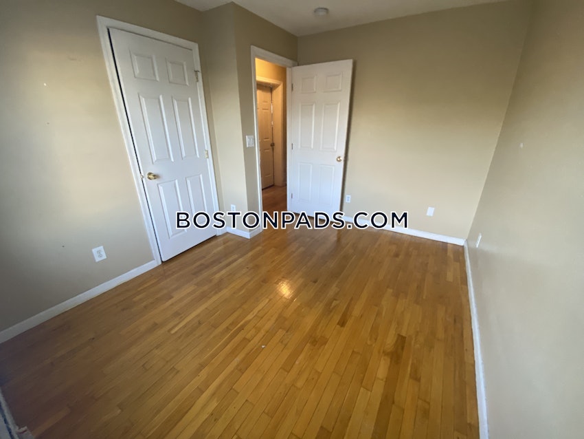 BOSTON - FORT HILL - 5 Beds, 1.5 Baths - Image 10