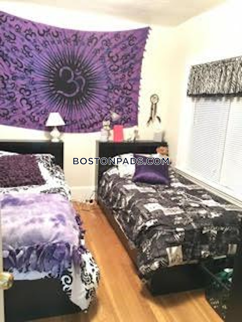 BOSTON - NORTHEASTERN/SYMPHONY - 3 Beds, 1 Bath - Image 9