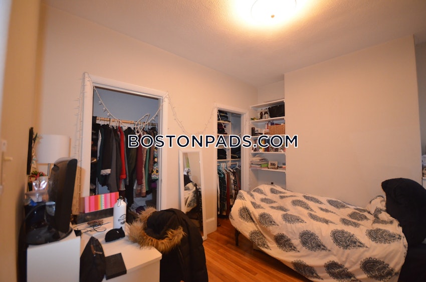 BOSTON - NORTHEASTERN/SYMPHONY - 3 Beds, 1 Bath - Image 4